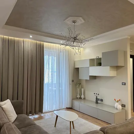 Louis Apartment *